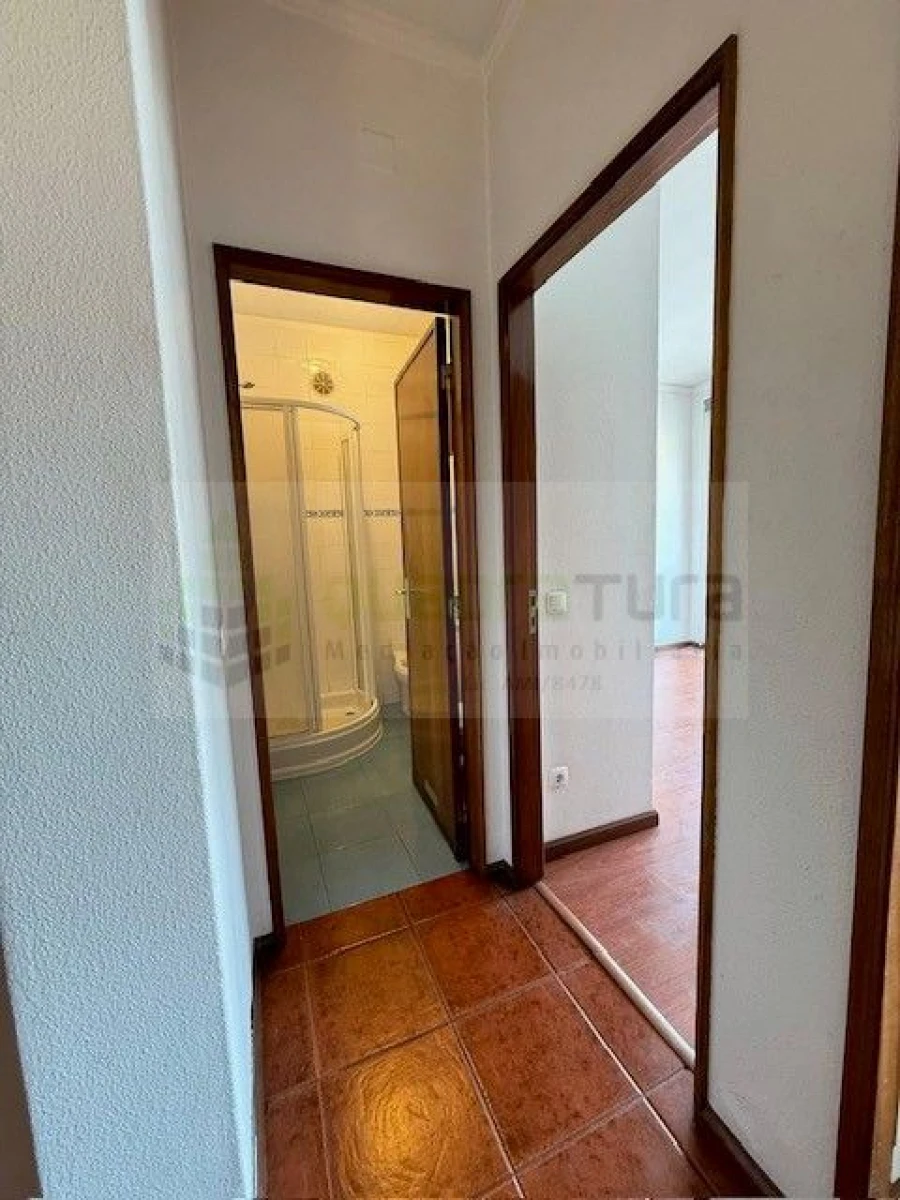 Apartamento T1 para Venda em Paranhos Foto 8