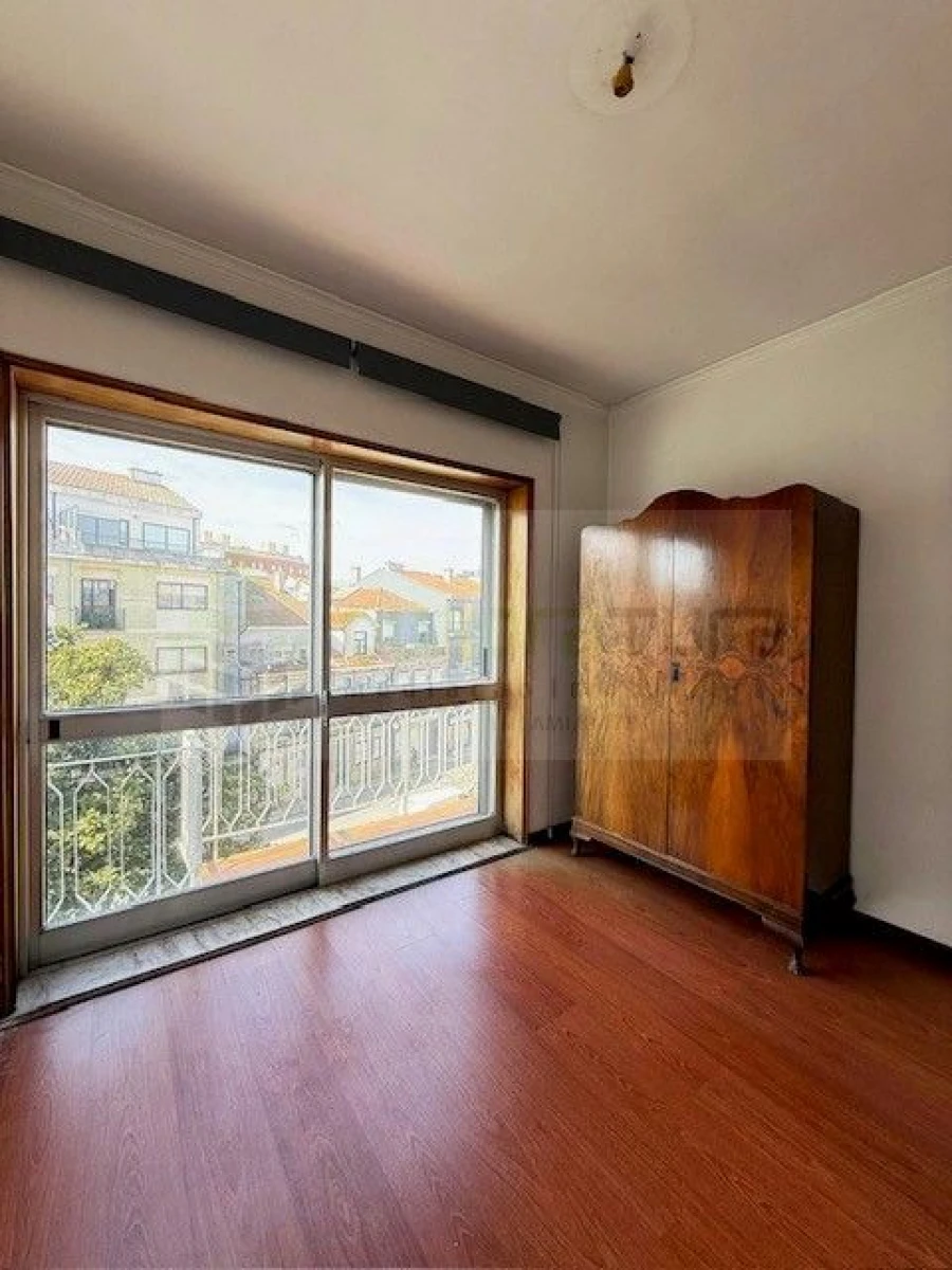 Apartamento T1 para Venda em Paranhos Foto 10