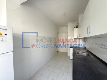 Apartamento T2 para Venda em Agualva e Mira-Sintra