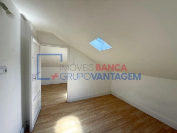 Apartamento T2 para Venda em Agualva e Mira-Sintra