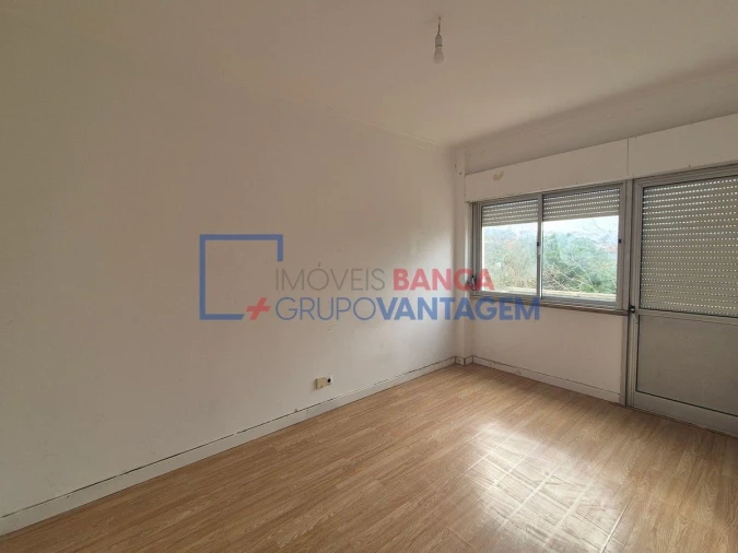 Apartamento T2 para Venda em Agualva e Mira-Sintra Foto 7