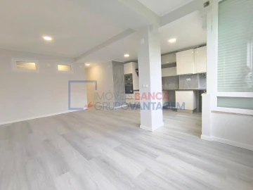 Apartamento T2 para Venda em Oeiras e São Julião da Barra, Paço de Arcos e Caxias