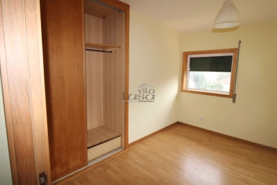 Moradia T2 para Arrendamento em Santa Marinha e São Pedro da Afurada
