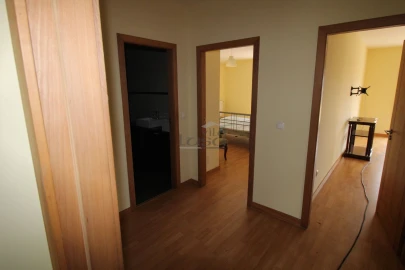 Moradia T2 para Arrendamento em Santa Marinha e São Pedro da Afurada