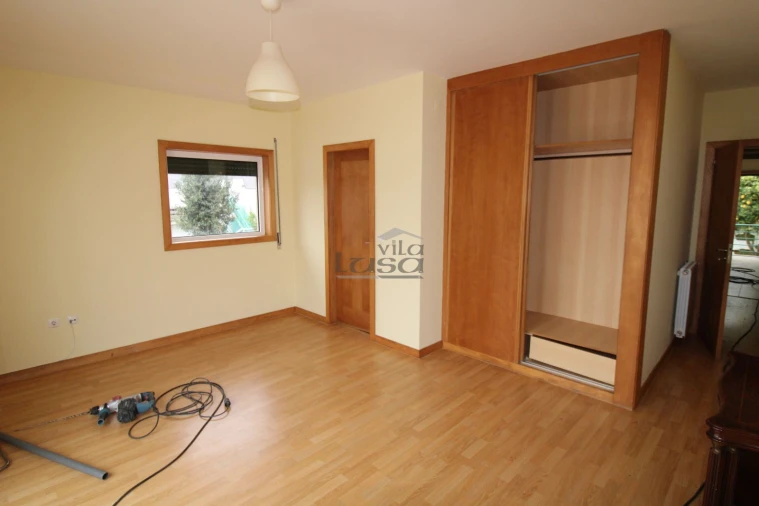 Moradia T2 para Arrendamento em Santa Marinha e São Pedro da Afurada Foto 14