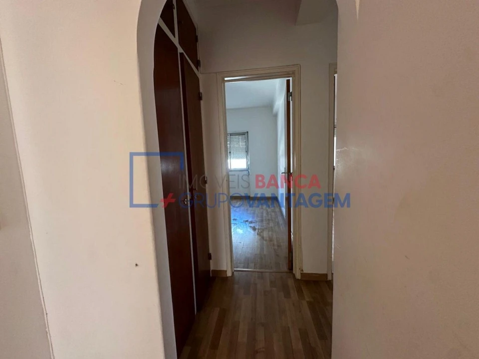 Apartamento T3 para Venda em Rio de Mouro Foto 13