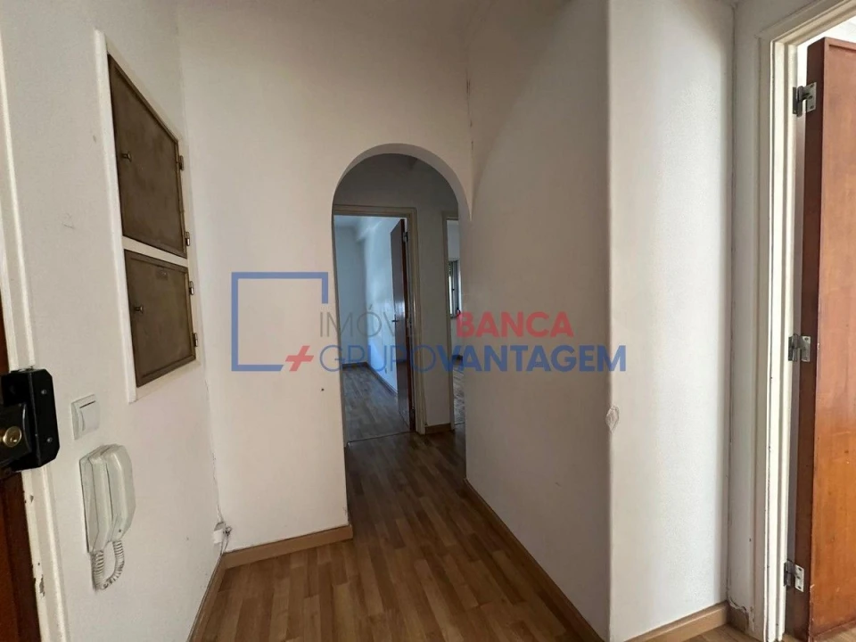 Apartamento T3 para Venda em Rio de Mouro Foto 14