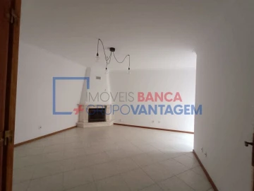 Apartamento T2 para Venda em Rio de Mouro