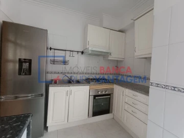 Apartamento T2 para Venda em Rio de Mouro