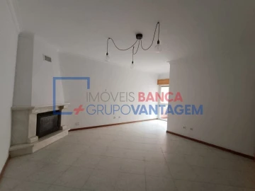 Apartamento T2 para Venda em Rio de Mouro