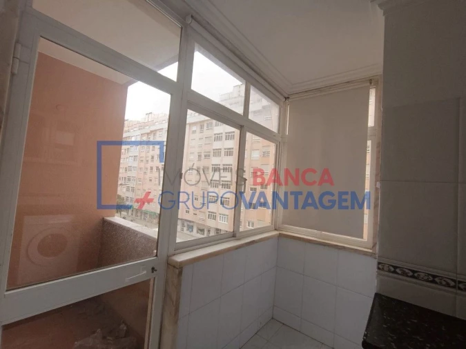 Apartamento T2 para Venda em Rio de Mouro Foto 5