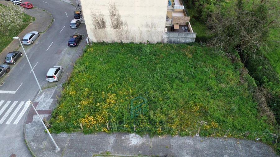 Terreno P/ Prédio para Venda em Alfena Foto 7