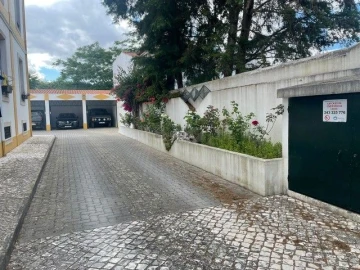 Apartamento T3 para Arrendamento em Marvila, Ribeira Santarém, São Salvador, São Nicolau