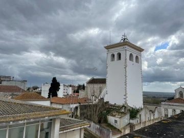 Apartamento T3 para Arrendamento em Marvila, Ribeira Santarém, São Salvador, São Nicolau