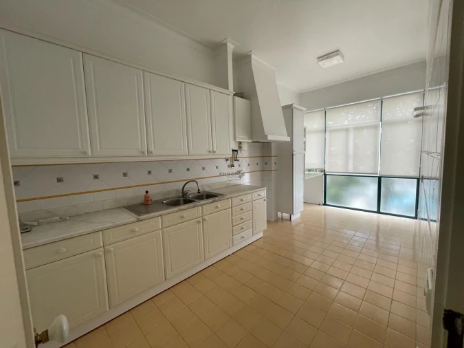 Apartamento T3 para Arrendamento em Marvila, Ribeira Santarém, São Salvador, São Nicolau Foto 8