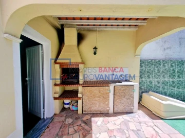 Moradia T3 para Venda em Azeitão (São Lourenço e São Simão)