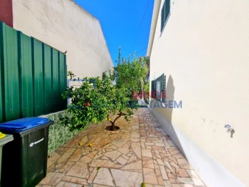 Moradia T3 para Venda em Azeitão (São Lourenço e São Simão)