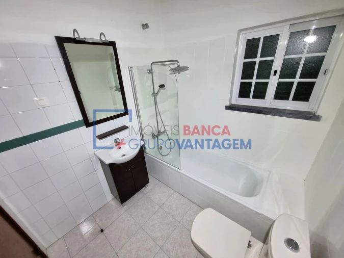 Moradia T3 para Venda em Azeitão (São Lourenço e São Simão) Foto 8