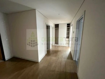 Apartamento T3 para Venda em Cedofeita, Santo Ildefonso, Sé, Miragaia, São Nicolau e Vitória