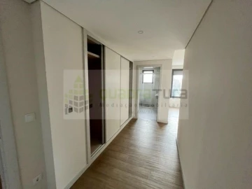 Apartamento T3 para Venda em Cedofeita, Santo Ildefonso, Sé, Miragaia, São Nicolau e Vitória