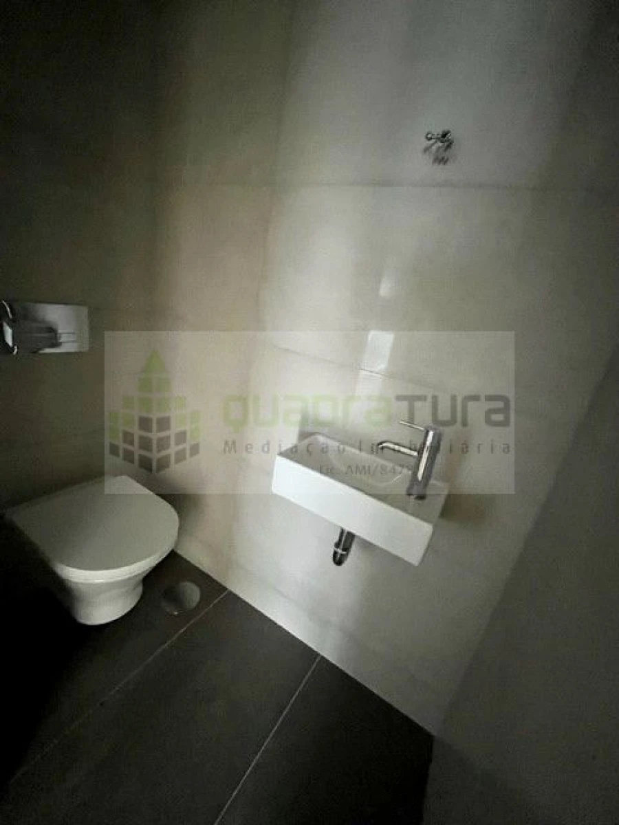 Apartamento T3 para Venda em Cedofeita, Santo Ildefonso, Sé, Miragaia, São Nicolau e Vitória Foto 13