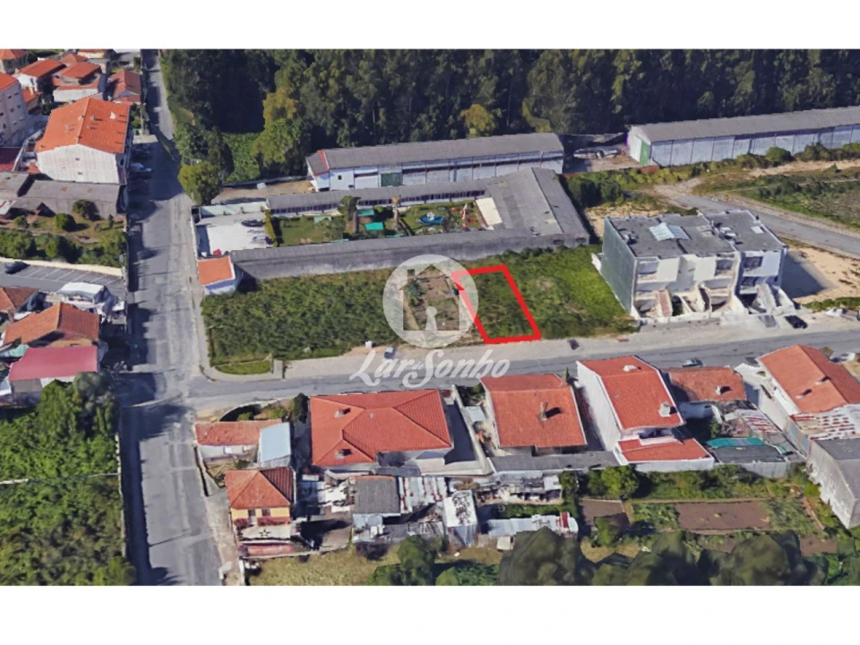 Terreno para Venda em Santa Maria de Lamas Foto 6