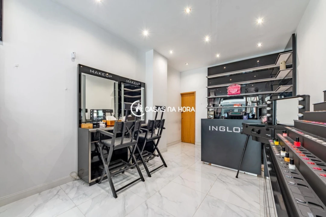 Loja para Venda em Matosinhos e Leça da Palmeira Foto 3