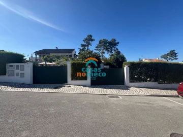 Moradia T4 para Venda em Sesimbra (Castelo)