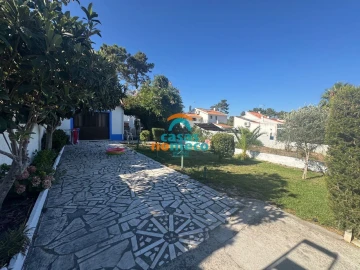 Moradia T4 para Venda em Sesimbra (Castelo)