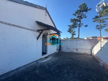 Moradia T4 para Venda em Sesimbra (Castelo)