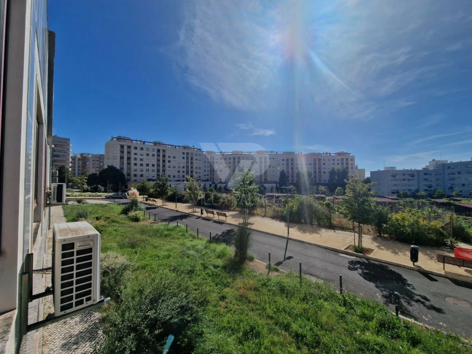 Escritório para Arrendamento em Carnide Foto 12