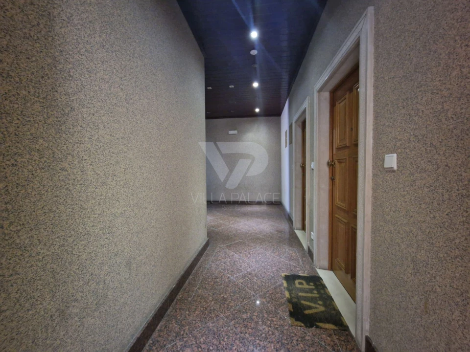 Escritório para Arrendamento em Carnide Foto 5