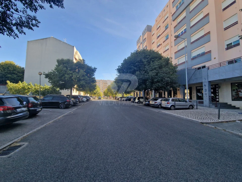 Escritório para Arrendamento em Carnide Foto 23