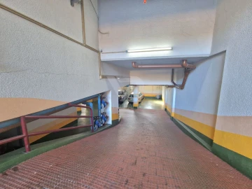 Escritório para Arrendamento em Carnide