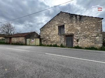 Moradia T0 para Venda em Atouguia