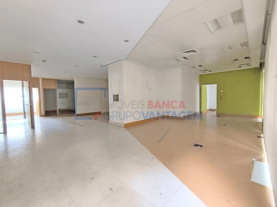 Loja para Venda em Arroios Foto 2