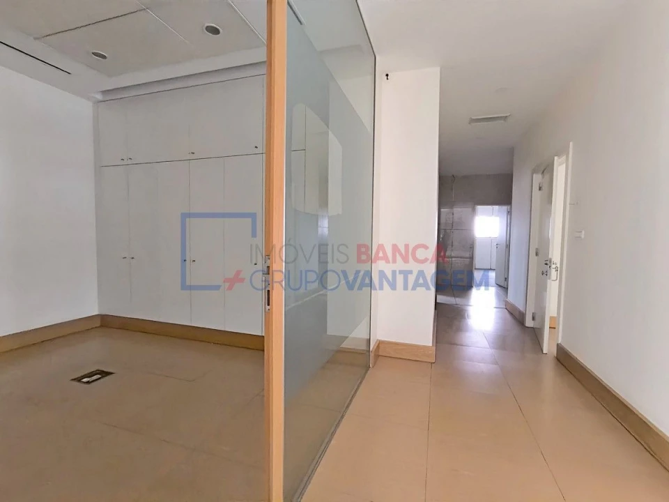 Loja para Venda em Arroios Foto 11