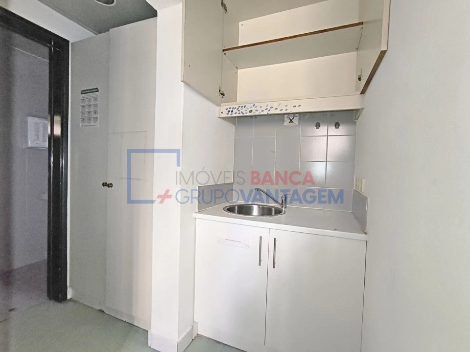 Loja para Venda em Arroios Foto 19