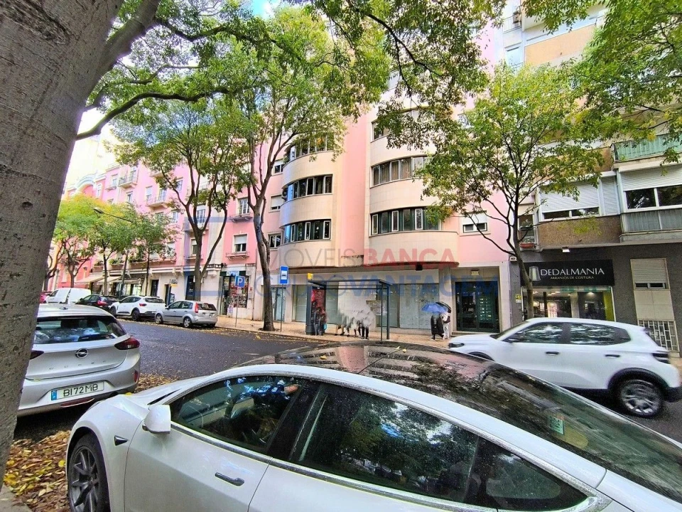 Loja para Venda em Arroios Foto 30