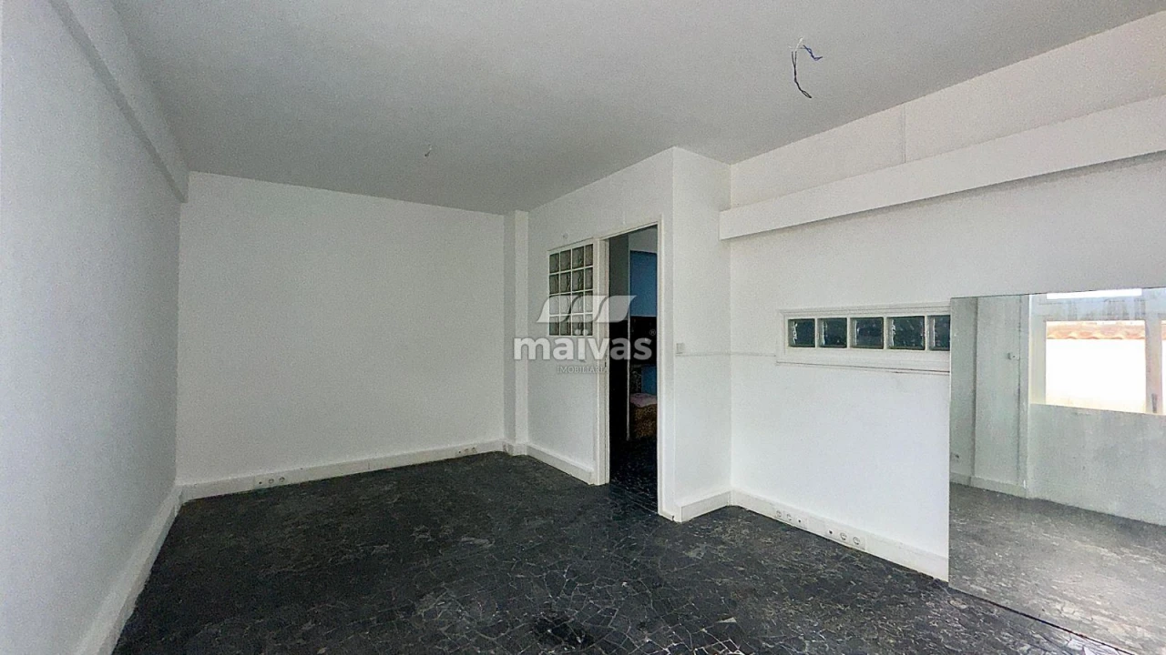 Apartamento T1 para Arrendamento em Ramalde Foto 4