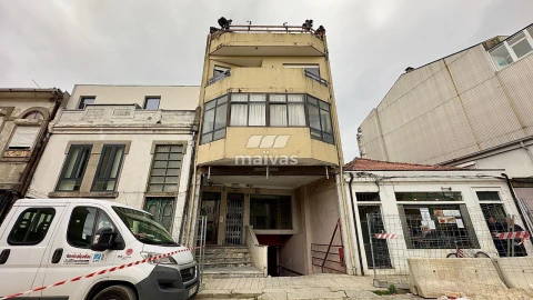 Apartamento T1 para Arrendamento em Ramalde