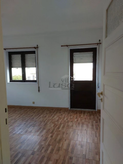 Moradia T6 para Venda em Rio Tinto