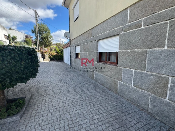 Moradia T4 para Venda em Livração Foto 16