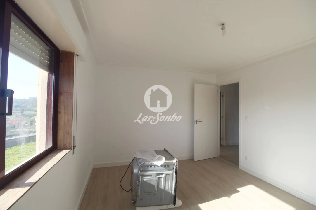 Apartamento T2 para Venda em Rio Tinto Foto 15
