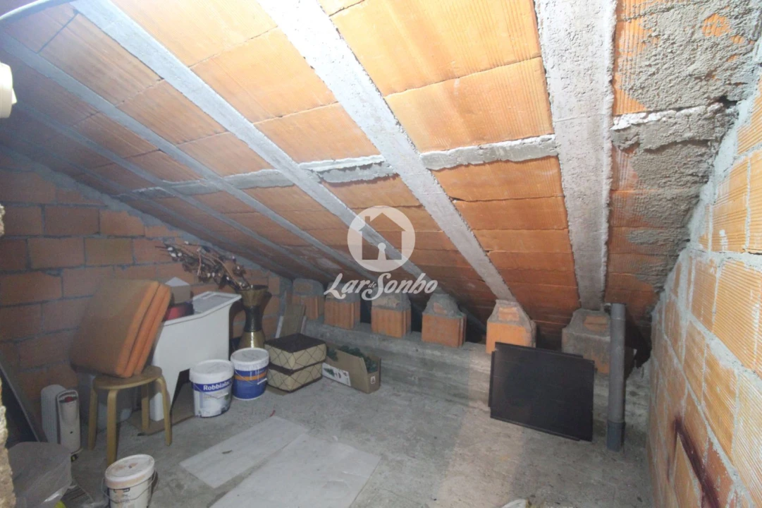 Apartamento T2 para Venda em Rio Tinto Foto 21