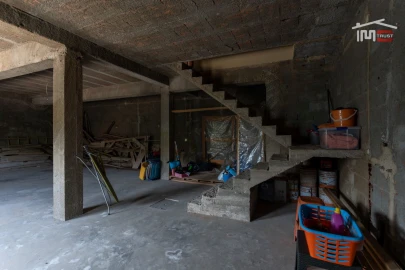 Moradia T3 para Venda em Alvados e Alcaria