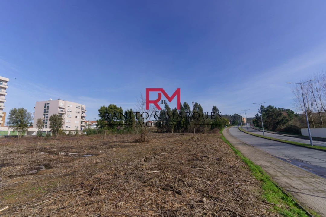 Terreno P/ Prédio para Venda em Valongo Foto 3