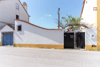 Negócio para Arrendamento em Alburitel