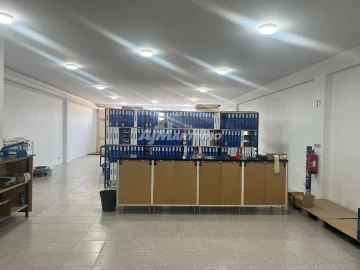 Loja para Venda em Custóias, Leça do Balio e Guifões