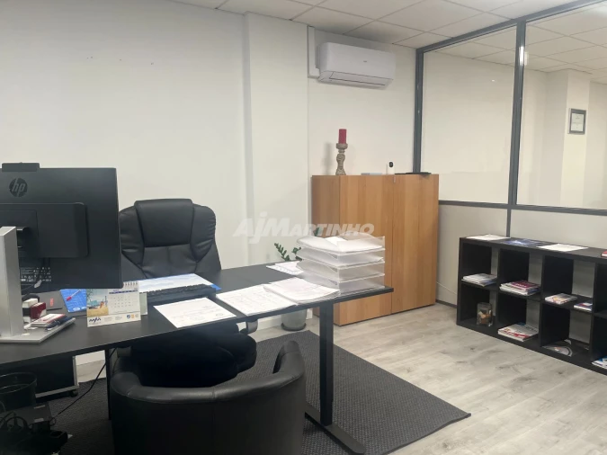 Loja para Venda em Custóias, Leça do Balio e Guifões Foto 9